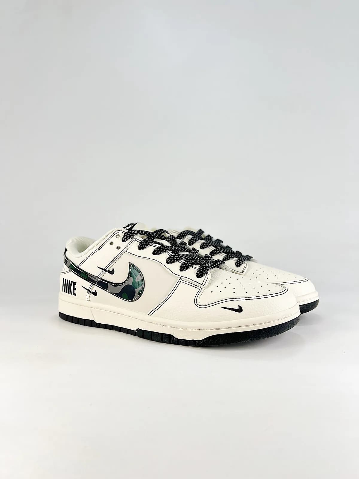 Nike Dunk SB LOW