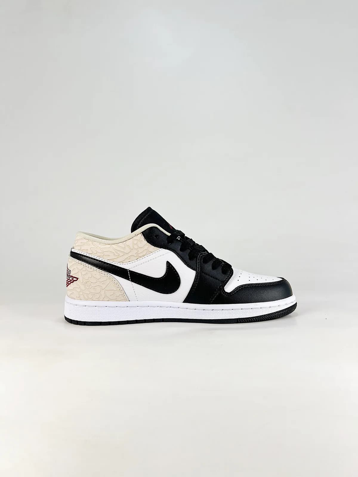 Nike Air Jordan 1 LOW