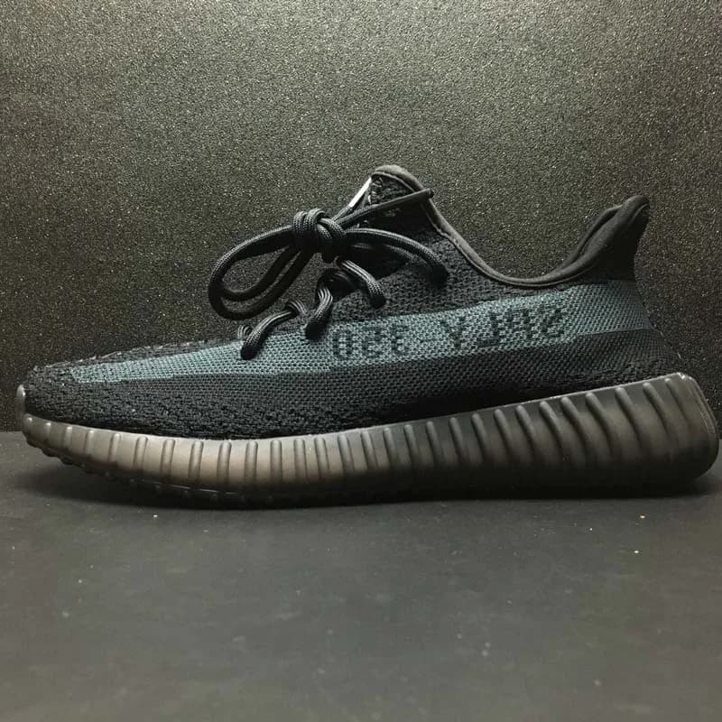 adidas Yeezy Boost 350 V2