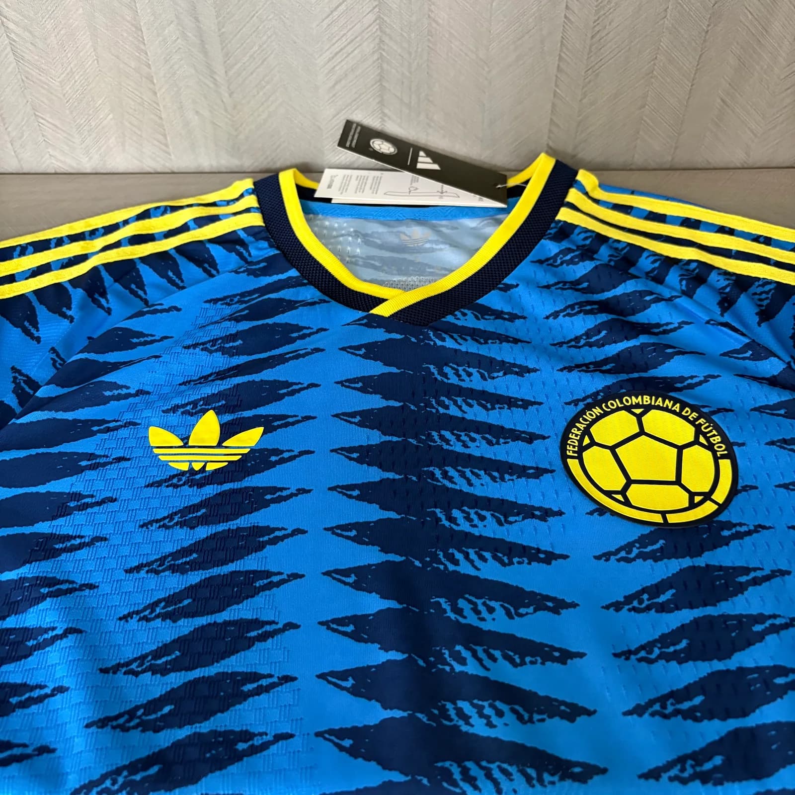 Player version 2026 Colombia away Jersey S