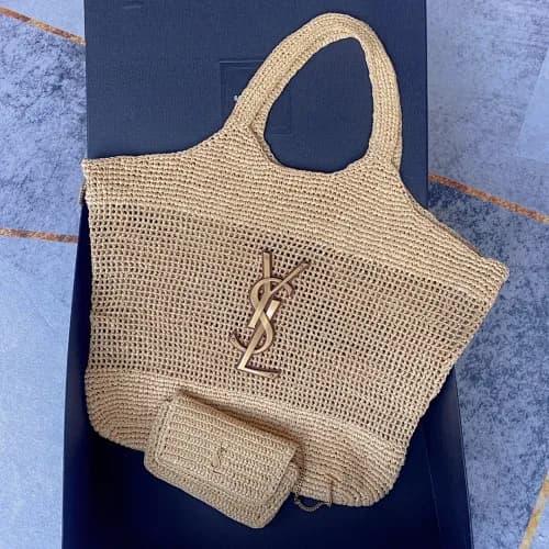Saint Laurent (YSL) (modelo Saint Laurent Panier Medium/Large Tote Bag em Ráfia / Crochet em tom bege/palha natural)