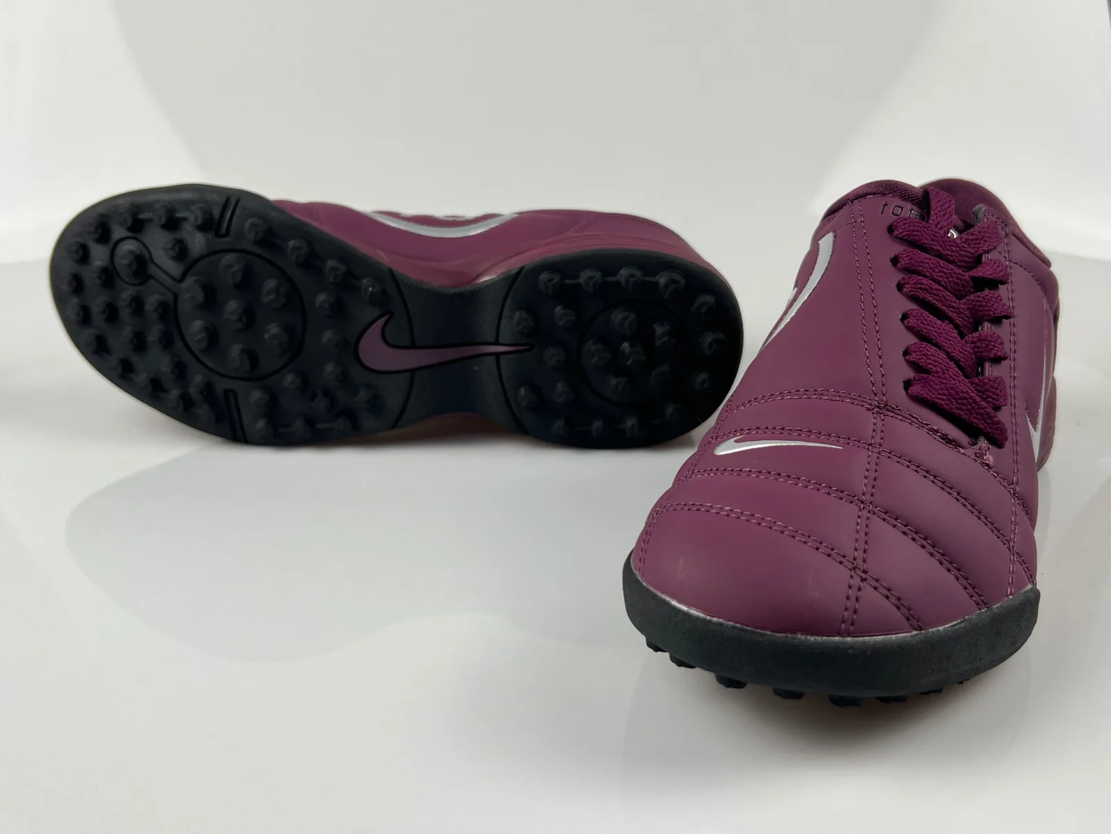 Nike T90 TF