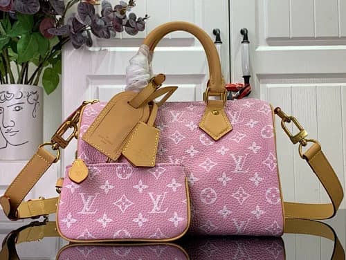Louis Vuitton (modelo Speedy Bandoulière 25 em tom rosa com monograma)